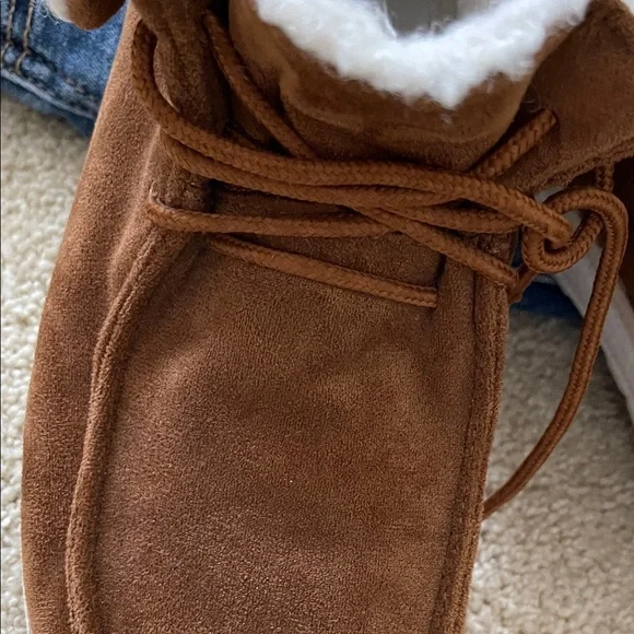 Gypsy Jazz Brown Ankle Boots with White Fur Lining - Picture 6 of 14